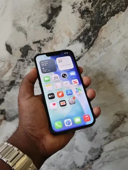 Apple iphone 13 128 gb neat condition